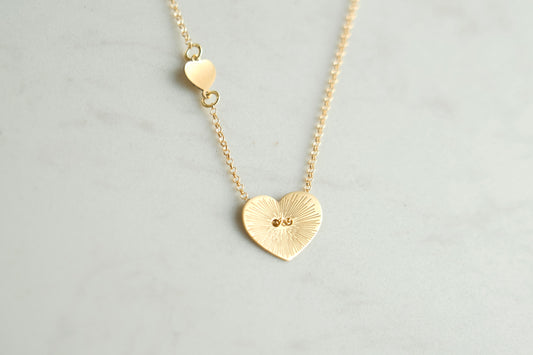 Heart ray necklace