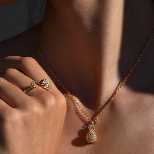 Queen's Necklace