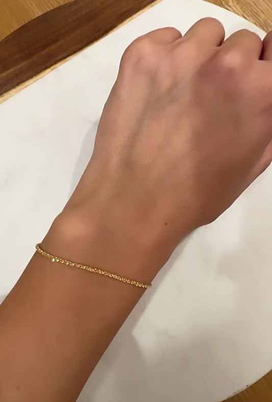 Basic rough gold bracelet
